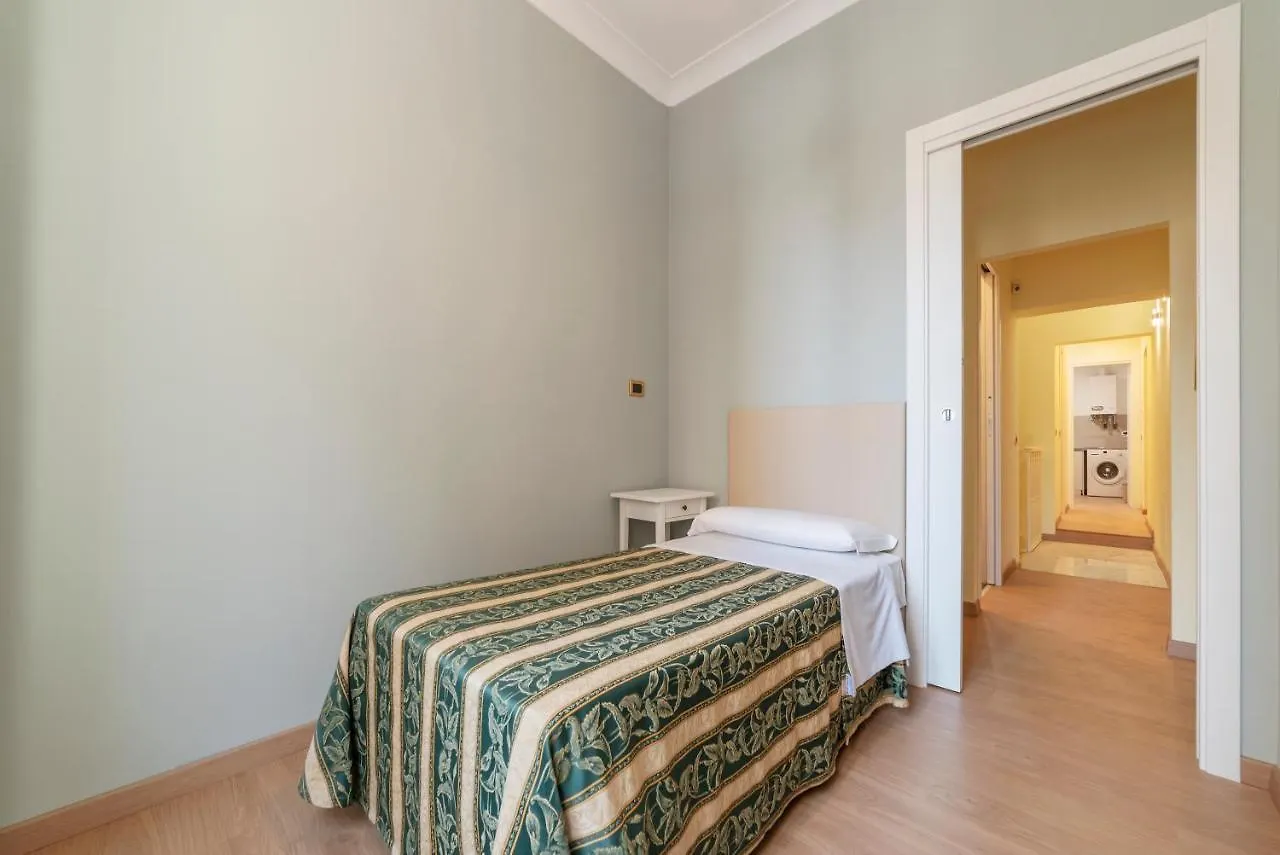 Termini Station Elegant And Roomy Apartment Roma